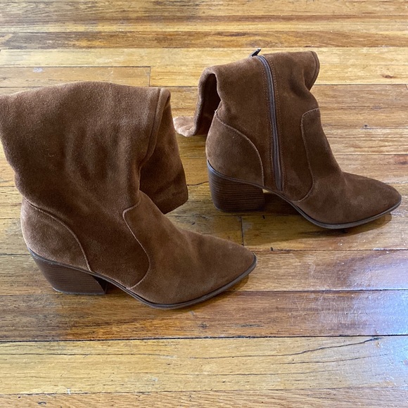 Steve Madden Brown Riding Boots - Picture 2 of 3